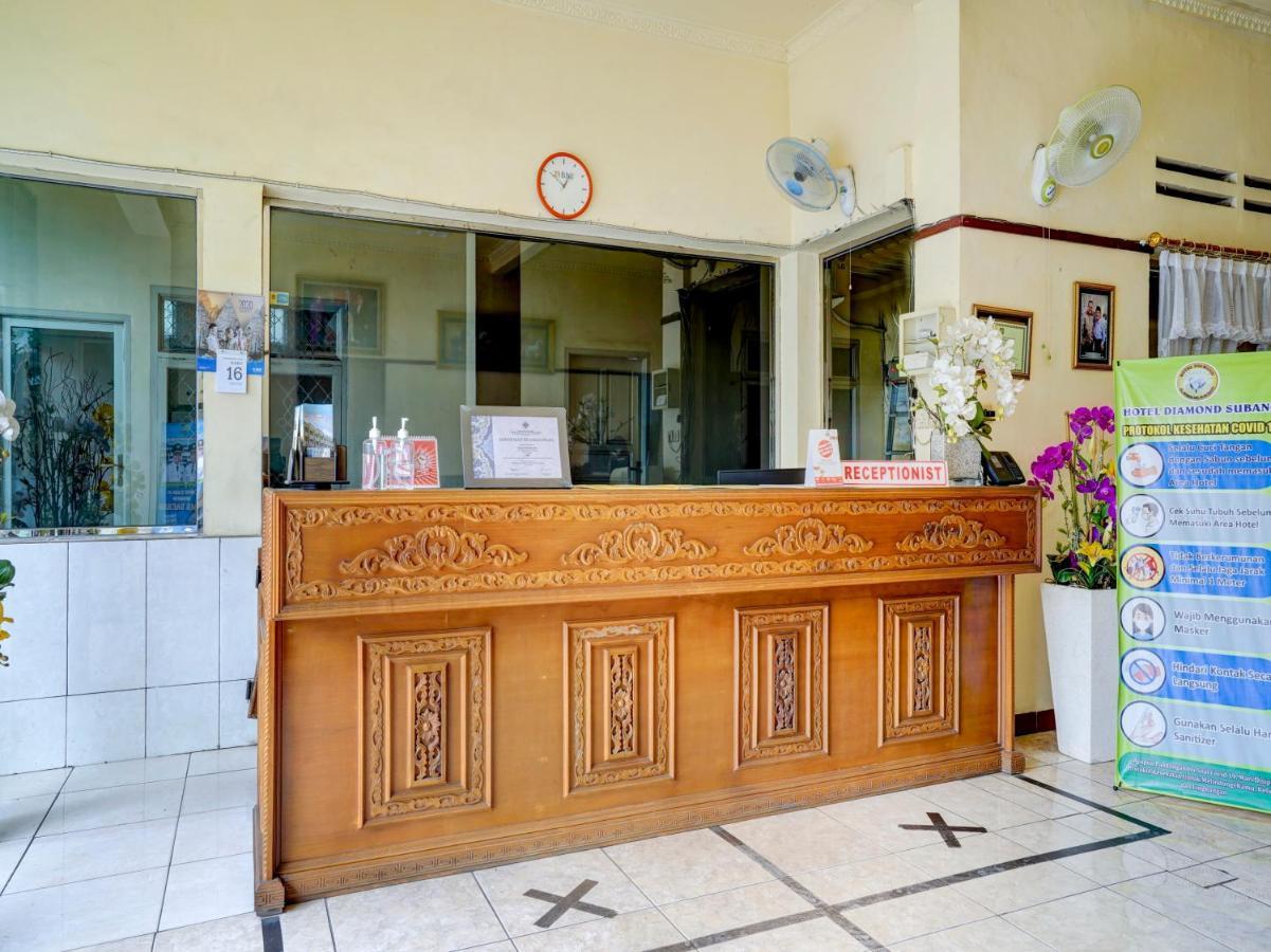 Super Oyo 90118 Hotel Diamond Syariah Субанг Экстерьер фото