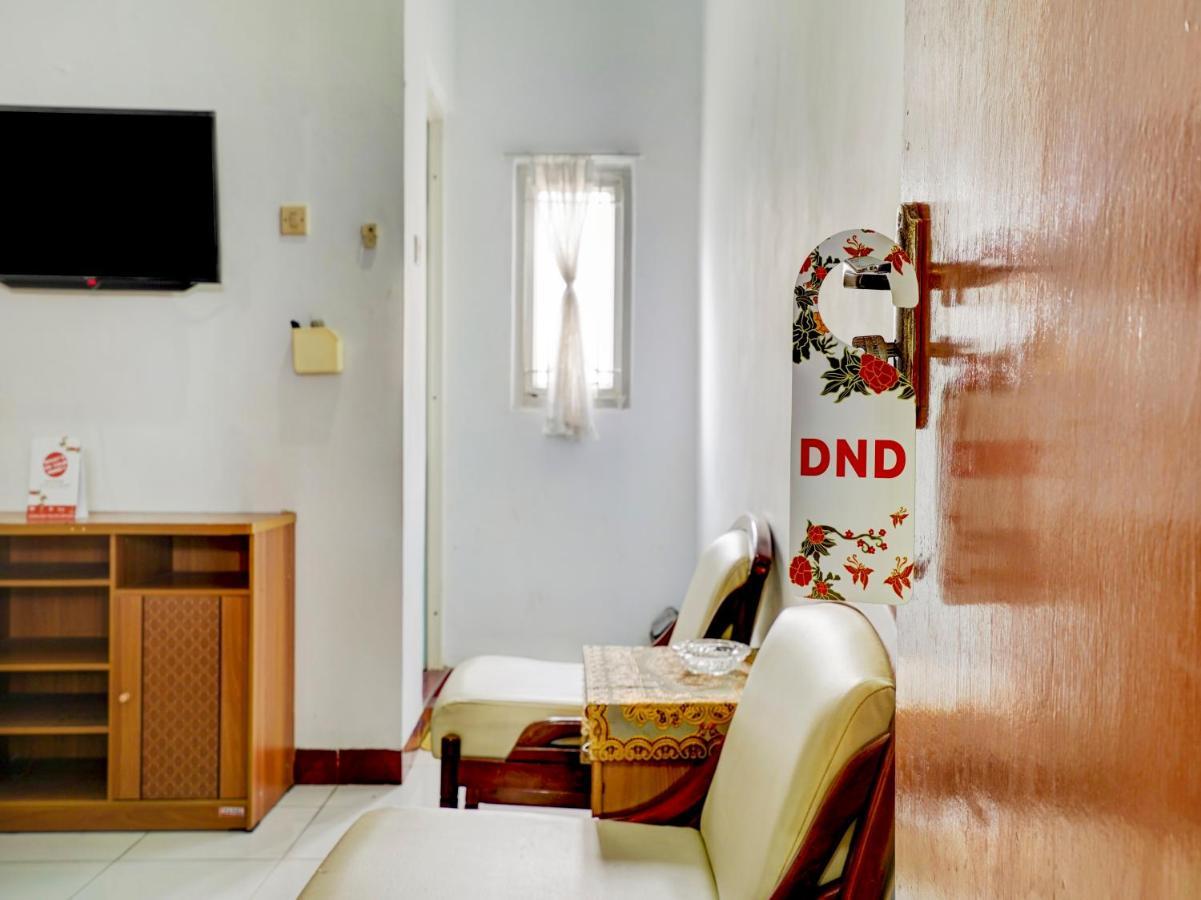 Super Oyo 90118 Hotel Diamond Syariah Субанг Экстерьер фото
